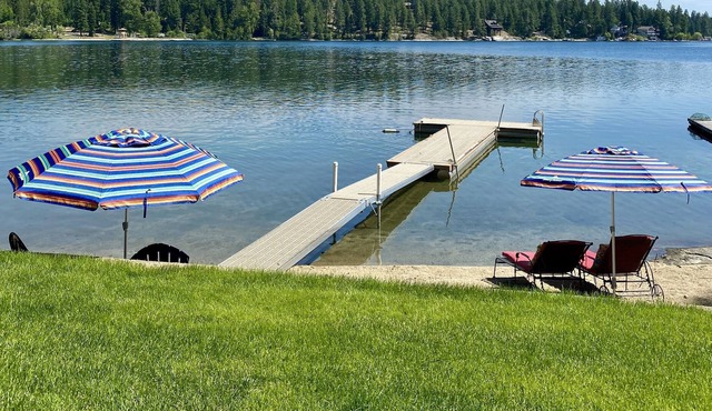 Awesome Lakefront Cabin on Gorgeous Diamond Lake