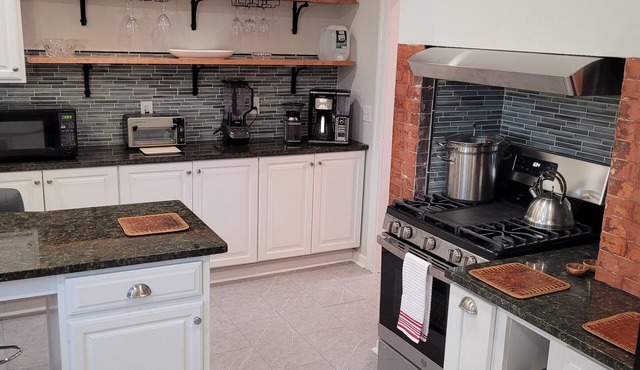 Awesome Monthly Summer Rental 4 blocks to Asbury Boardwalk