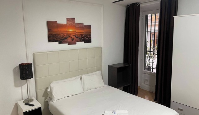 Awesome & Spacious Apartment Gran Vía | 042