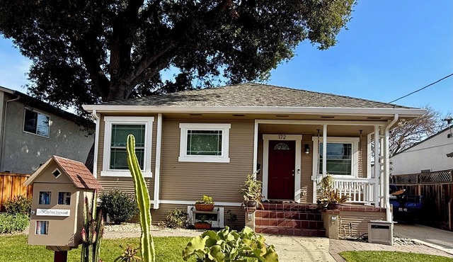 Awesome Super Bowl-Ready 3-bedroom house in sunny San Jose - Sleeps 8