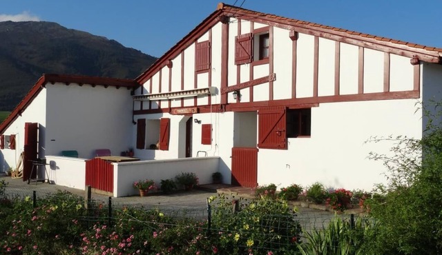 Axuri-alde - Sare - Gîte