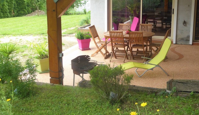 Ayse: Cottage with garden 'La Casetta' between Chamonix Geneve Annecy