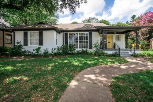 Azalea Cottage