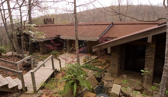Azalea Falls Lodge - Upper Buffalo River Ozark Getaway