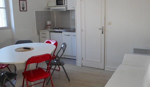 AZAY-LE-RIDEAU - T2 apartment