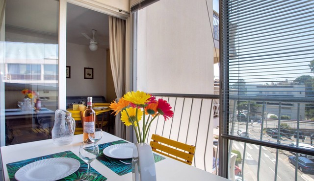 Azur 3000 by Interhome