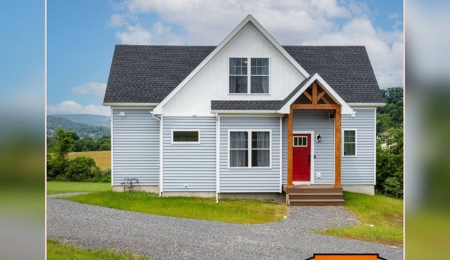 Azur Hillside Haven: A Perfect Wellsboro Getaway!