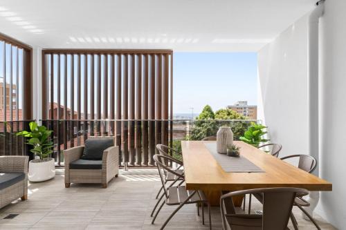 Azure Apartments Bondi by Urban Rest
