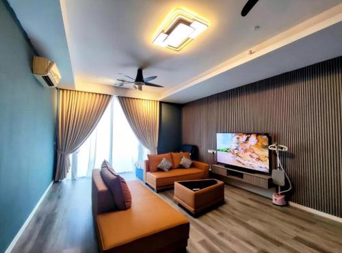 Azure PJ 4BR 4 Bath Luxury Condo - 12 Beds - Next to Le Meridien - 2 Parking