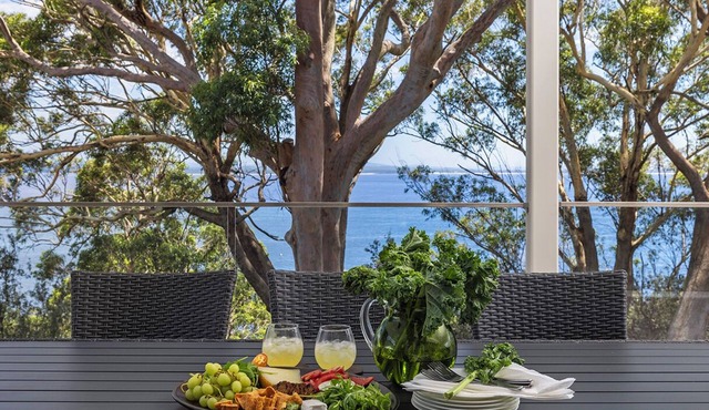 Azzurra - Huge Elevated Deck and Glorious Water Views