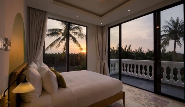 Bên cạnh dòng sông, cách phố 2.5km có xe đạp miễn phí