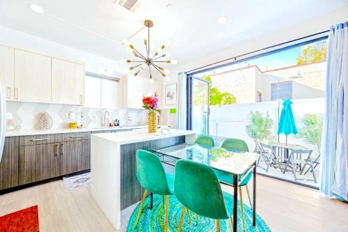 B - 3BR NoHo Retreat 15m to Universal with Patio, Games & Parking - FIFA World Cup SoFi
