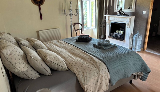 B&B suite with swimming pool between Puy du fou and the ocean