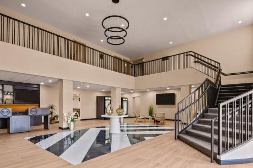 B&B HOTEL Jacksonville Airport - Newly Renovated!
