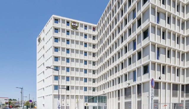 B&B HOTEL Marseille Les ports