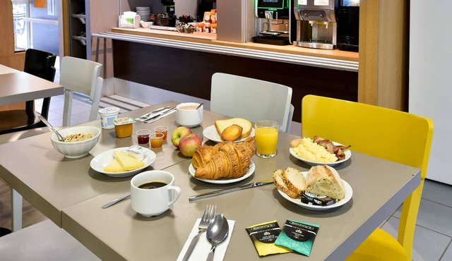 B&B HOTEL Toulouse Cité de l'Espace Mouchotte
