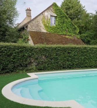 B&B LA FESSARDIERE Piscine - Jacuzzi