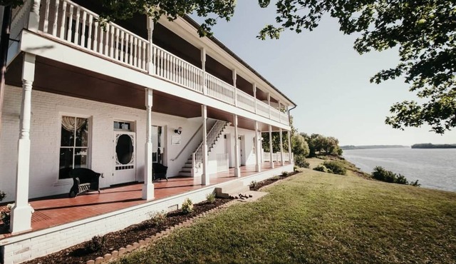 B&B-River Views, Shawnee Getaway, Mammy Rose