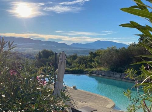 B&B suite - 47 m2 - pool, terraces, view