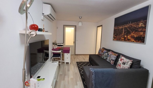 B. O.D APARTMENTS COLLBLANC ZONA CAMP NOU