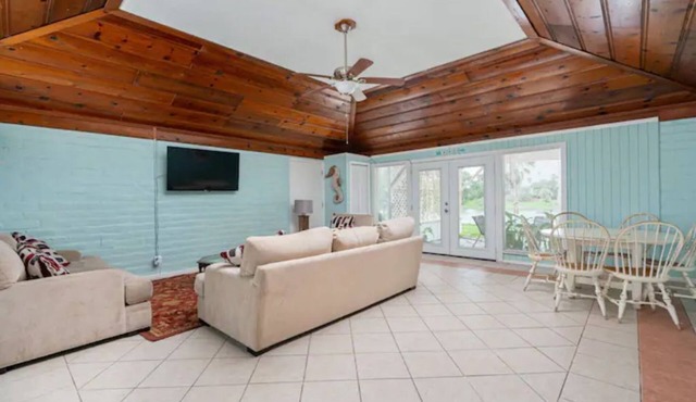B Relaxing waterfront 3bdrm 2bath countryside home!