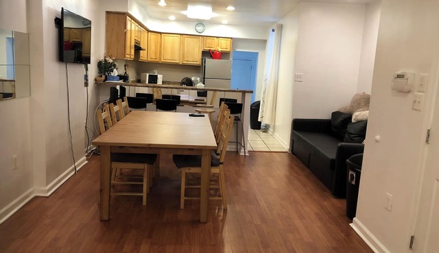 B1 Walkable Temple hospital , quiet room share 2 bathroom,kitchen , shared house