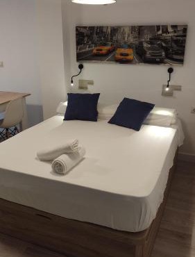 B2, Estudio independiente junto Aeropuerto Valencia