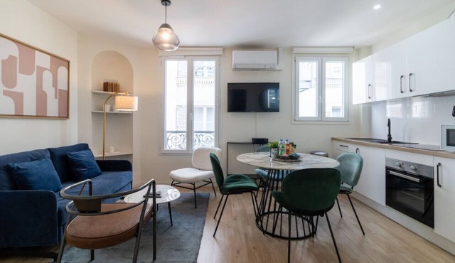 B3.Two Bedrooms#Champs Elysées#Arc de Triomphe#AC