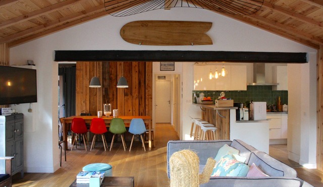 B31 Attractive single storey house Large garden and beautiful terrace 4 bedrooms