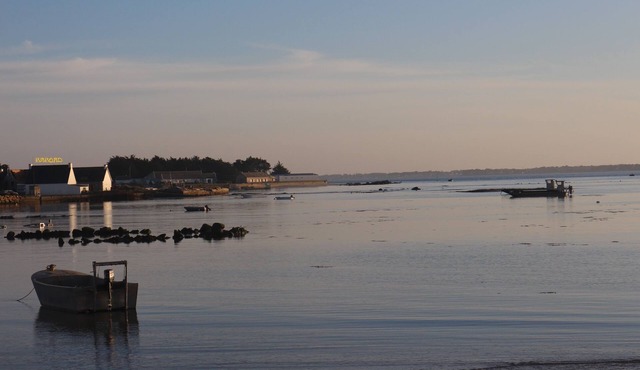 "Babord" PRETTY apartment with sea view and access to the BOUT DU MONDE