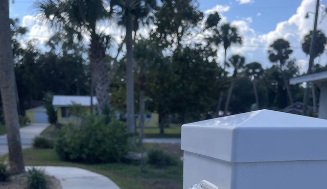 BABS’ RIVER RETREAT