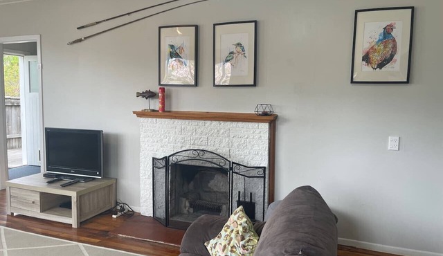 Bach 70, Pet Friendly in 2 Mile Bay