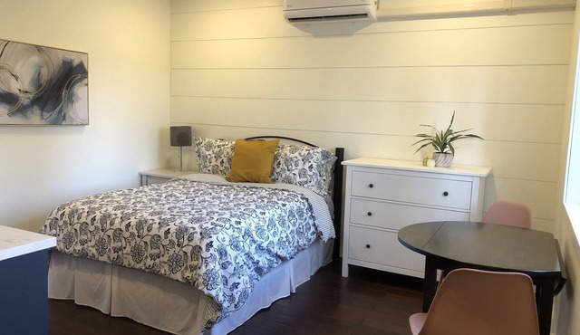 Bachelor Suite Bed & Breakfast in Northern Muskoka