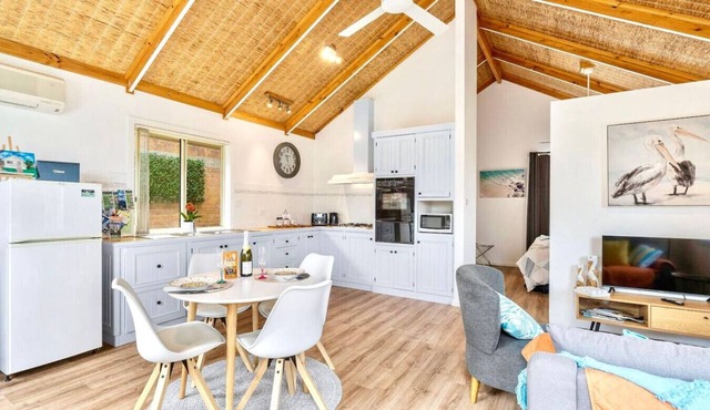 Back 'O' Burke Victor Harbor