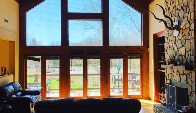 BACK of the COVE - 4 br 4 bt Luxury Lake House on a peaceful relaxing cove