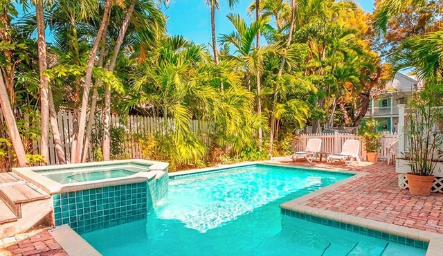 Back to the Island - Old Town Key West 2nd Floor Condo