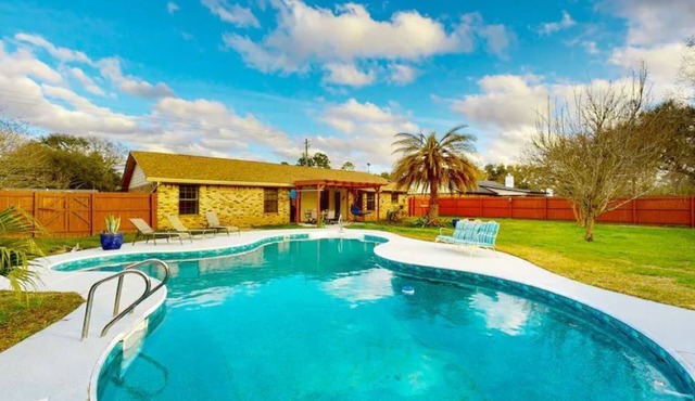 Back yard Oasis Pensacola