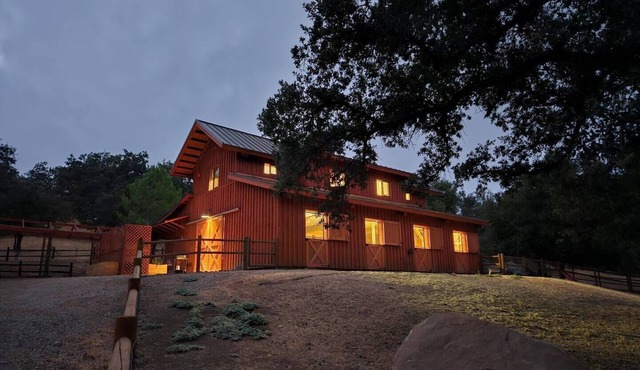 Backcountry Glamping - Hiking, Biking, Reading, Writing, Dark Skies, Rural Fun