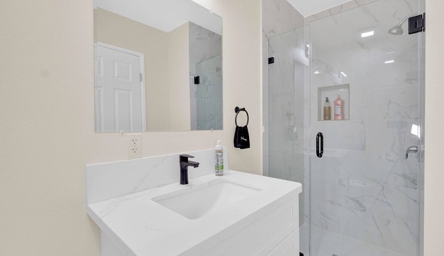 BackpackersApartment/1B1B/FreeWi-Fi/Free Coffee