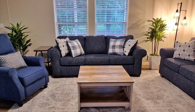 Backwoods Milton House 3BR&2bath 3 Miles from VIR