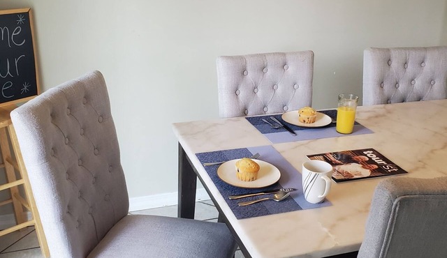 ☆BackYard BBQ Hidden Gem☆Perfect Location~Groups/Pets Welcome