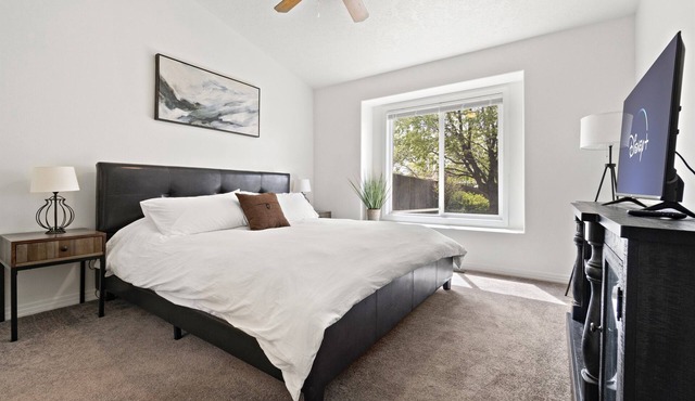 *Backyard*King*Parking*100Mbps*Smart TV*Bbq*W/D