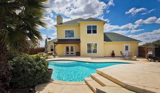 Backyard Oasis in Buda
