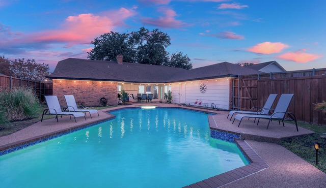 Backyard Oasis w/Pool + Spa and Huge Game Room