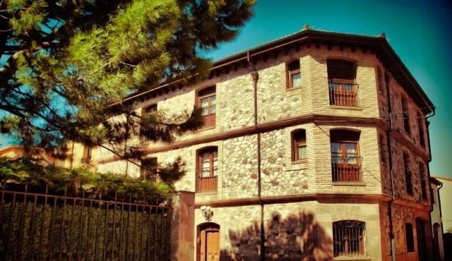 Badarán DiVino cottage for 18 people