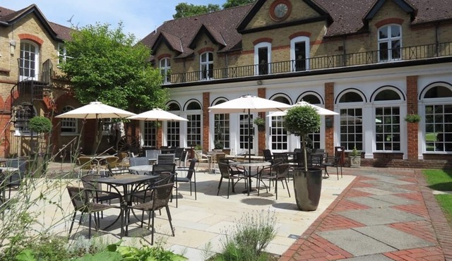 Badgemore Park B&B and Golf Club