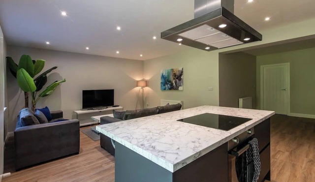 Bagworth House - Spacious 4BR Bungalow in Leicestershire