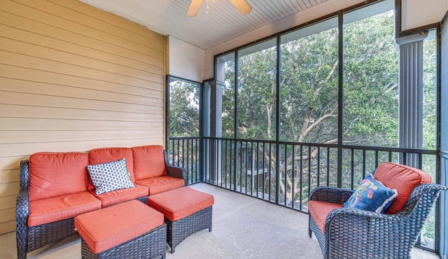 Bahama Bay Condo: 7 Mi to Disney!