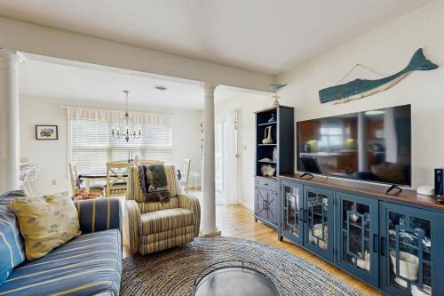 Bahama Beach Cottages - 634 Sandy Point Rd