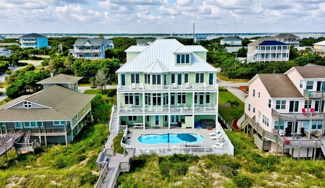 Bahama Breeze, Oceanfront House in Emerald Isle, NC!